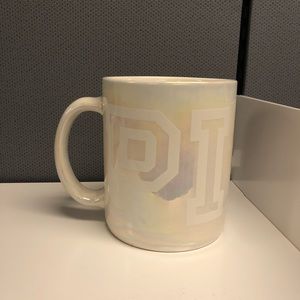 Victoria’s Secret PINK 30oz MUG